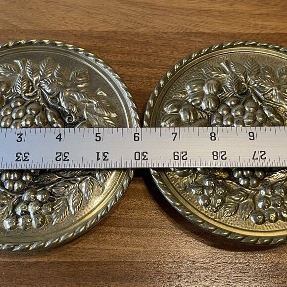 Set Vintage Hammered Brass Fruit Motif Wall Pockets MCM, English country, winery - Picture 9 of 11